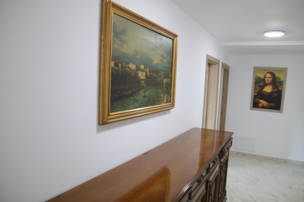 Pensiunea Albero Curtea de Argeş Exteriör bild